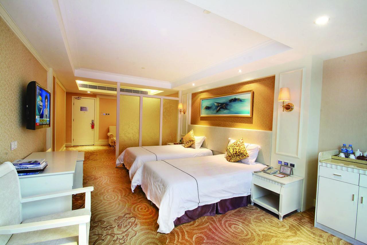 Huizhou Jinhuayue International Hotel Exterior foto